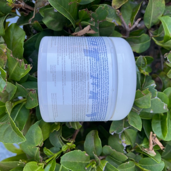 Scentsy Black Raspberry Vanilla Washer Whiffs - Picture 2 of 3